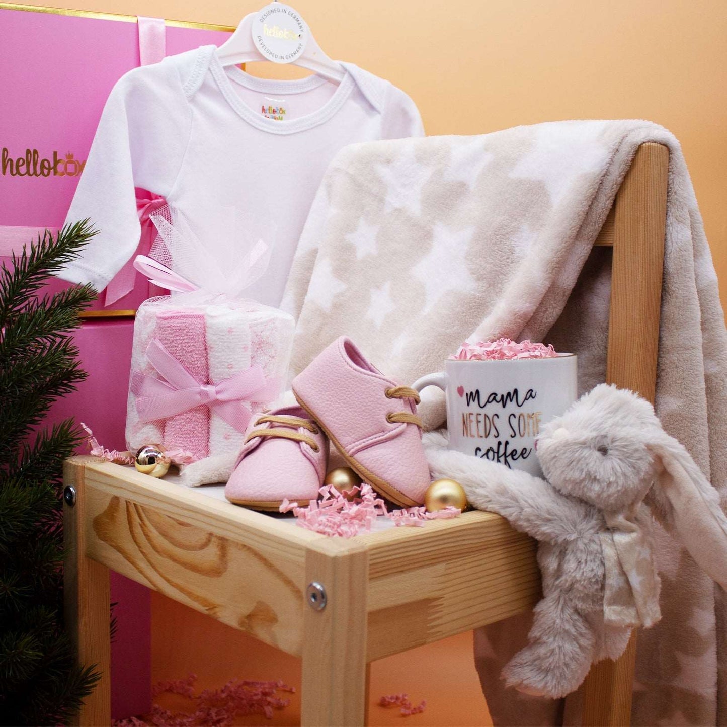 Hellobox Geschenk Neugeborenes mit Babydecke, Kuscheltier