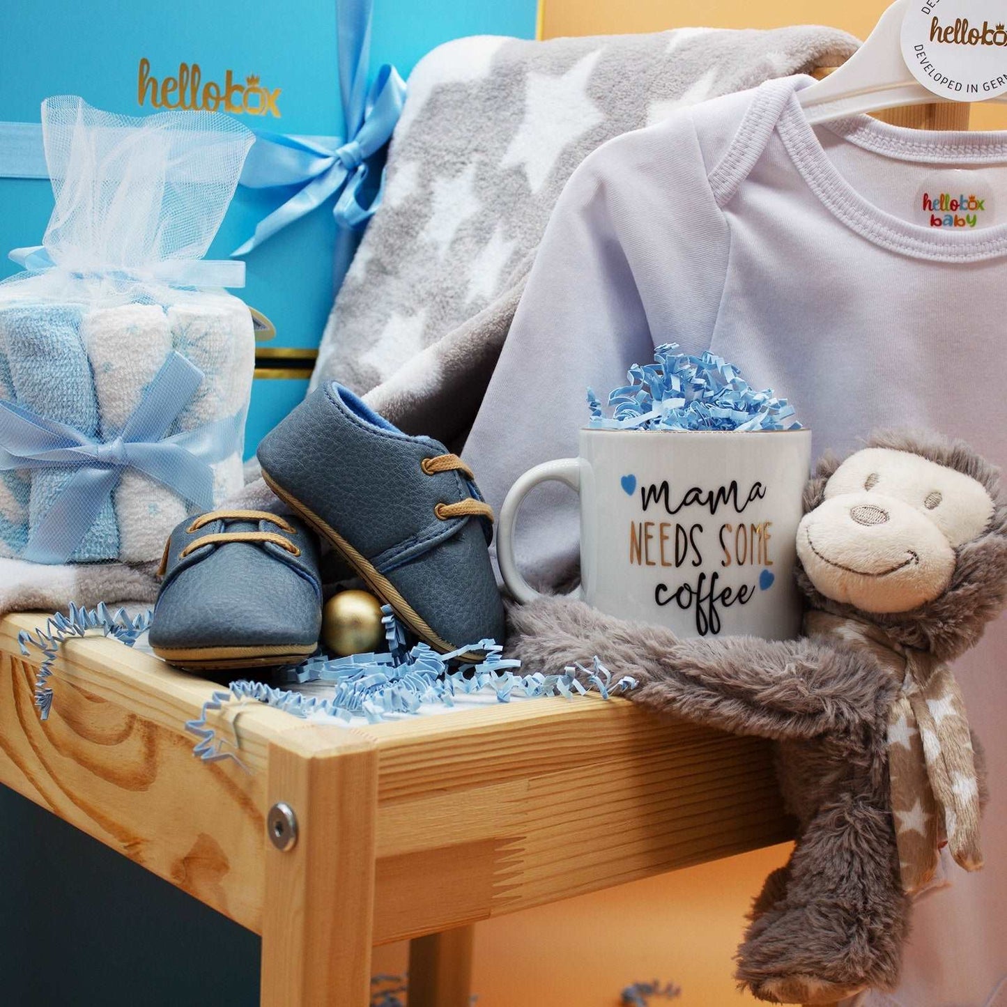 Hellobox Geschenke für neugeborene mit Babydecke, Kuscheltier